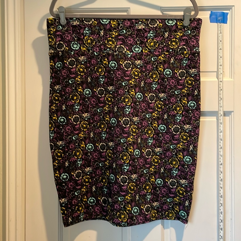 UEC skirt